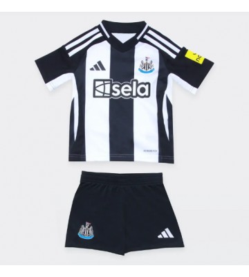 Newcastle United Hemmakläder Barn 2024-25 Kortärmad (+ Korta byxor)